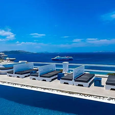 Flaskos Luxury Hotel